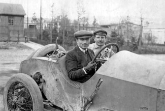 Photographed 102 years ago! Theodore Pilette at the wheel of his 1913 Mercedes. (Pilette archive)
