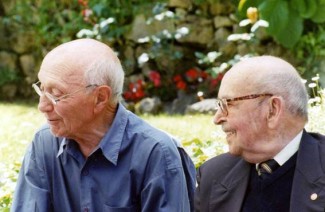 Robert Manzon, left, with his great friend and fellow member Maurice Trintignant who were team mates in the Gordini equipe.