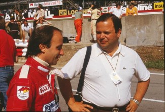Teo Fabi, left, with Italian Formula 1 journalist Leopoldo Canetoli.