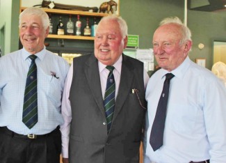Howden Ganley, left, with well known entrant Sid Taylor and Chris Amon, right during a New Zealand meeting of members of the British Racing Drivers Club. (Photo courtesy Tony Gallagher)