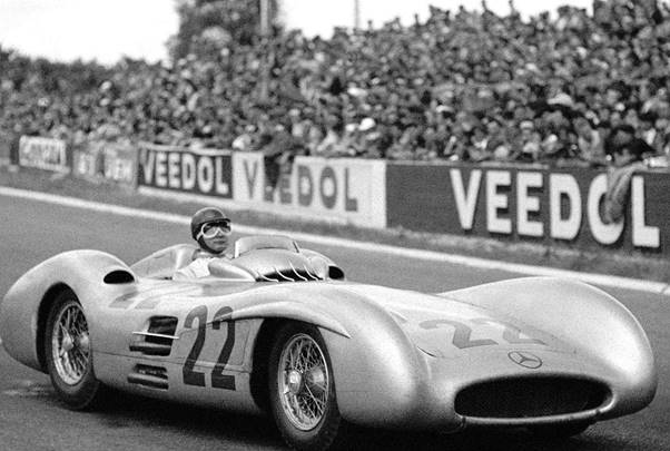 Hans’ first grand prix Formula 1 drive, French Grand Prix 1954 with the Mercedes Benz streamliner.