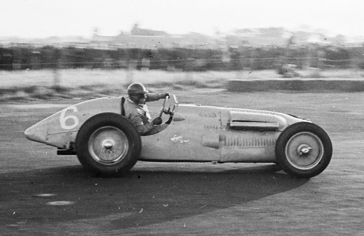 Yves-Giraud-Cabantous at the wheel of his Talbot-Lago, Charterhall 1952