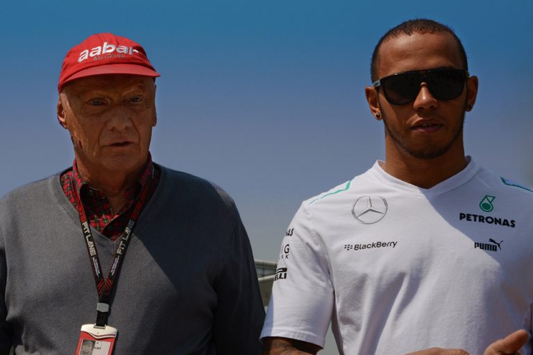 Niki Lauda and Lewis Hamilton (Mercedes) before the 2013 Chinese Grand Prix i Shanghai. Photo: Grand Prix Photo